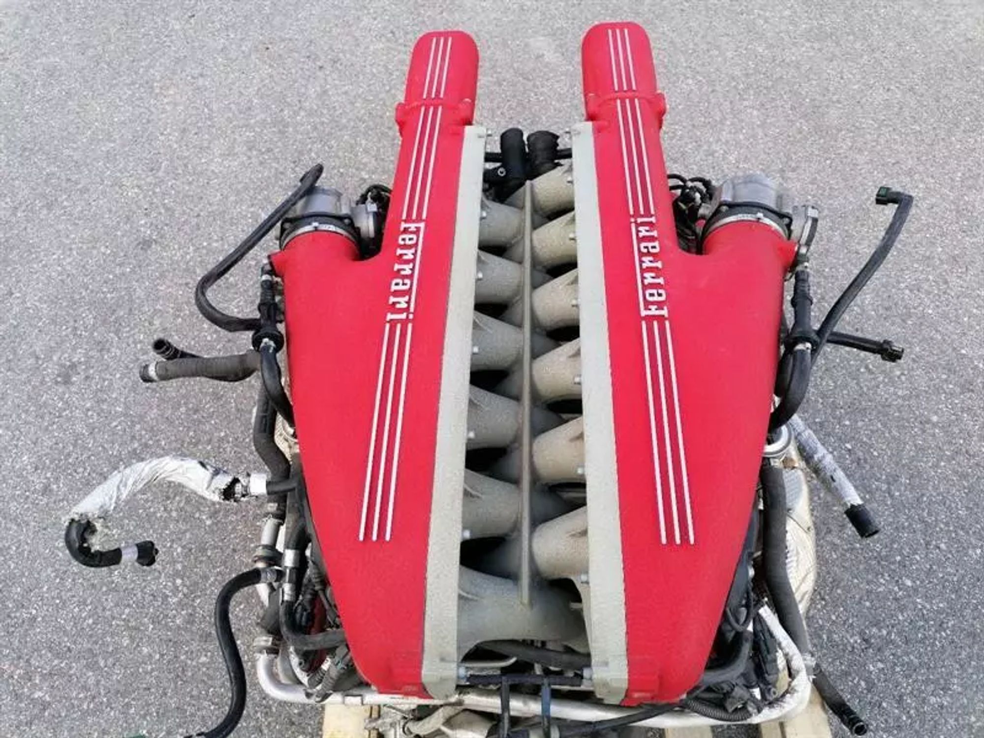 Двигатель FERRARI F12 BERLINETTA F140FC V12 730HP
