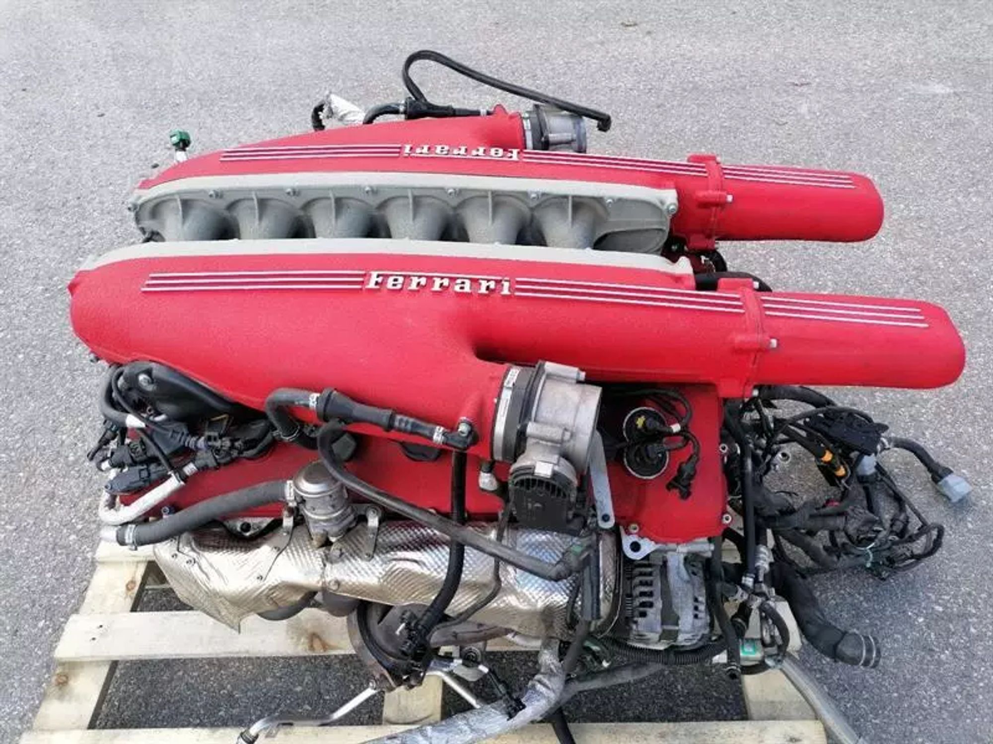 Двигатель FERRARI F12 BERLINETTA F140FC V12 730HP