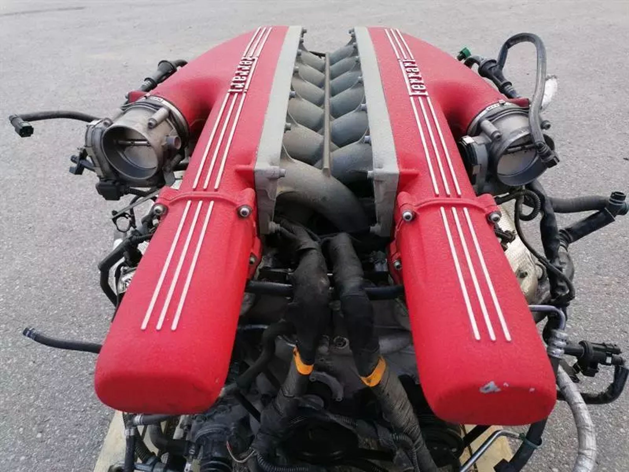 Двигатель FERRARI F12 BERLINETTA F140FC V12 730HP