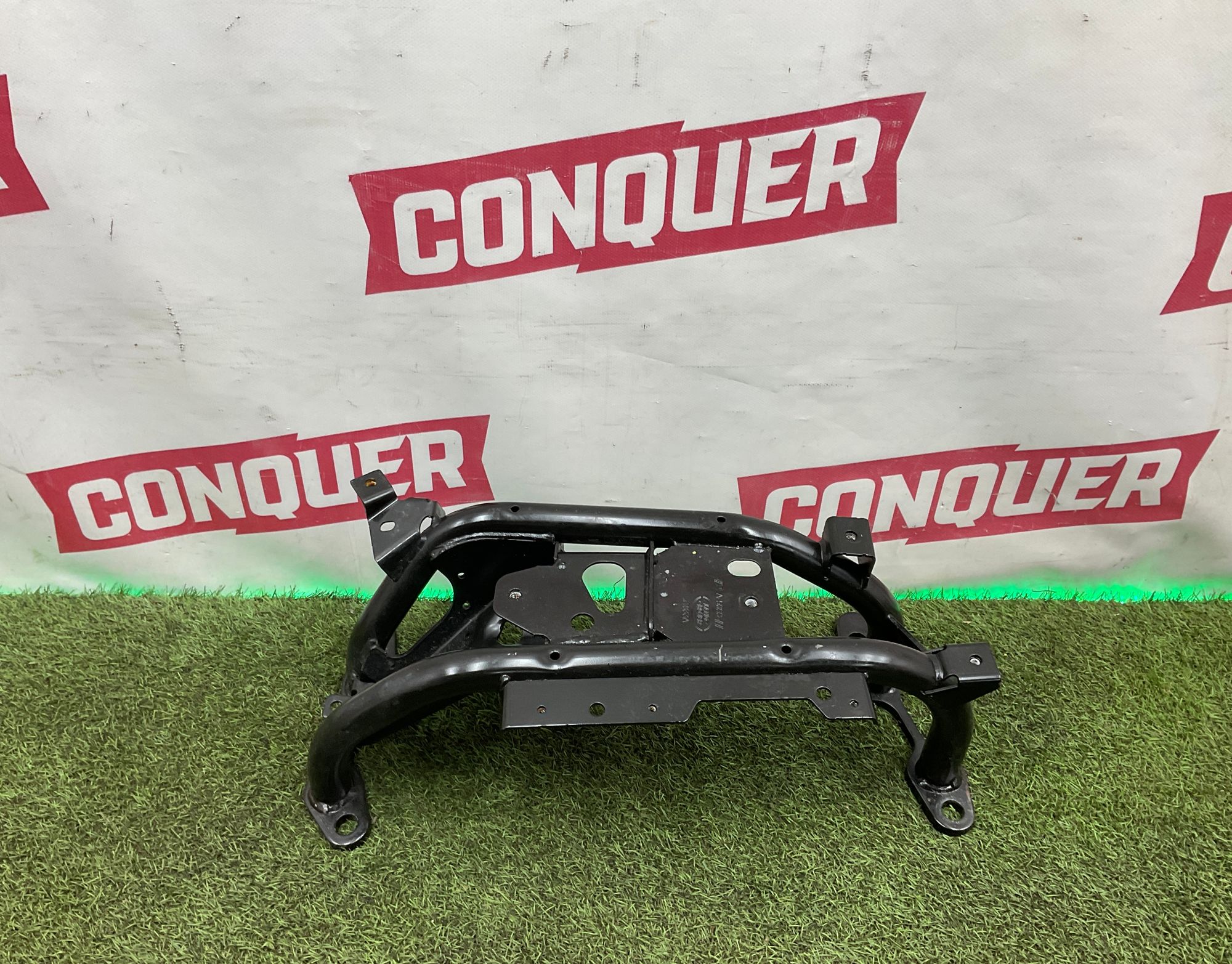 Кронштейн крепления АКПП Land Rover Defender II L663 2022